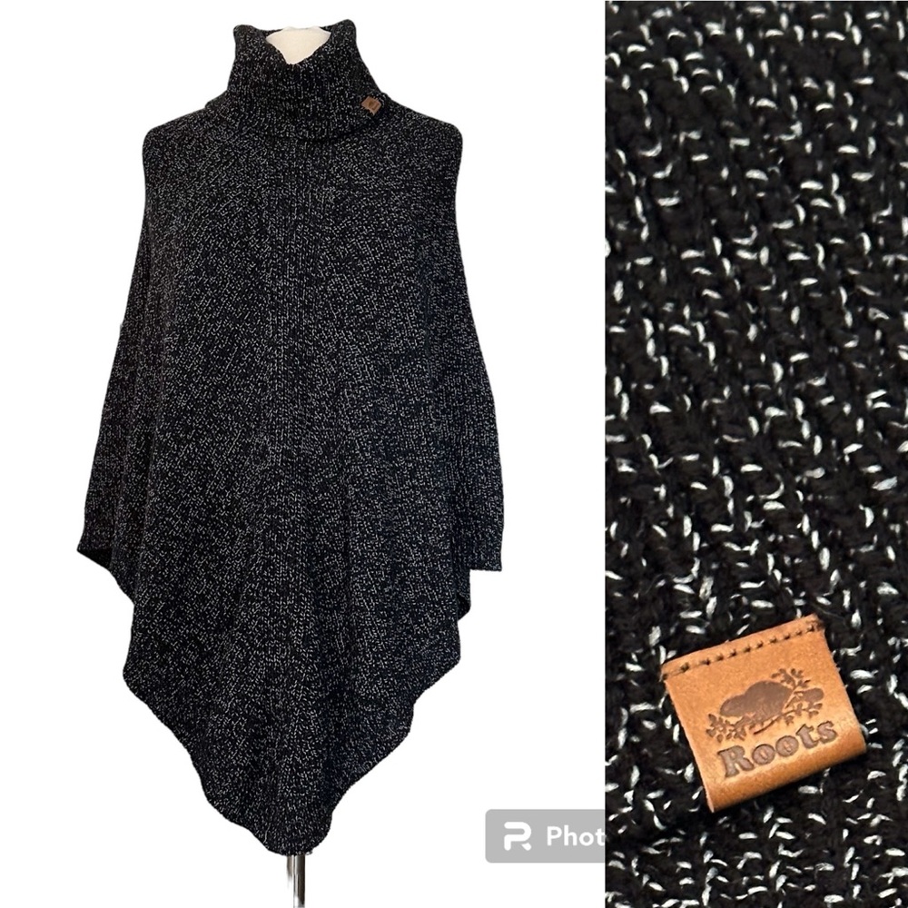 Roots Black and White Poncho